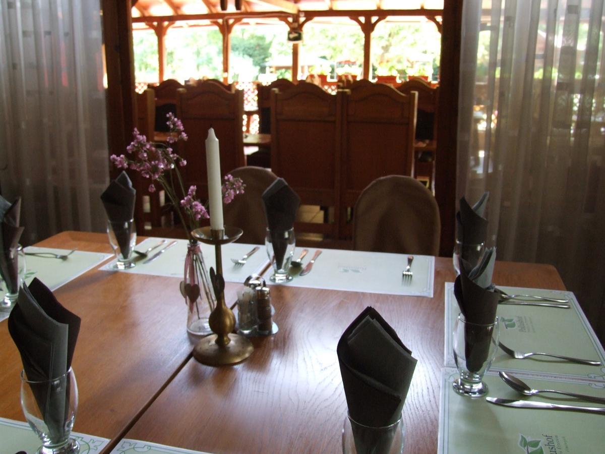 Pollushof Panzio Es Etterem Bed and Breakfast Csolnok Εξωτερικό φωτογραφία